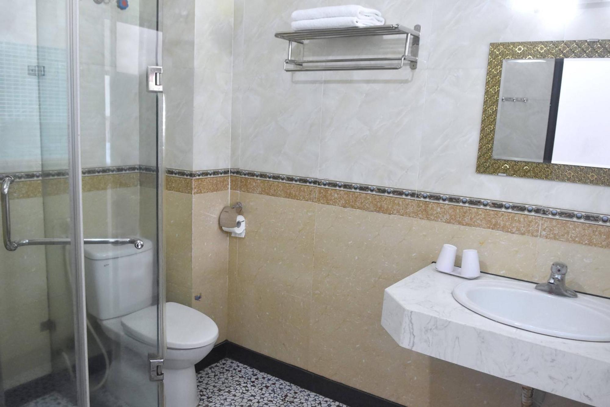 Thanh Hang Hotel Near Emerald My Dinh Hanoi Esterno foto